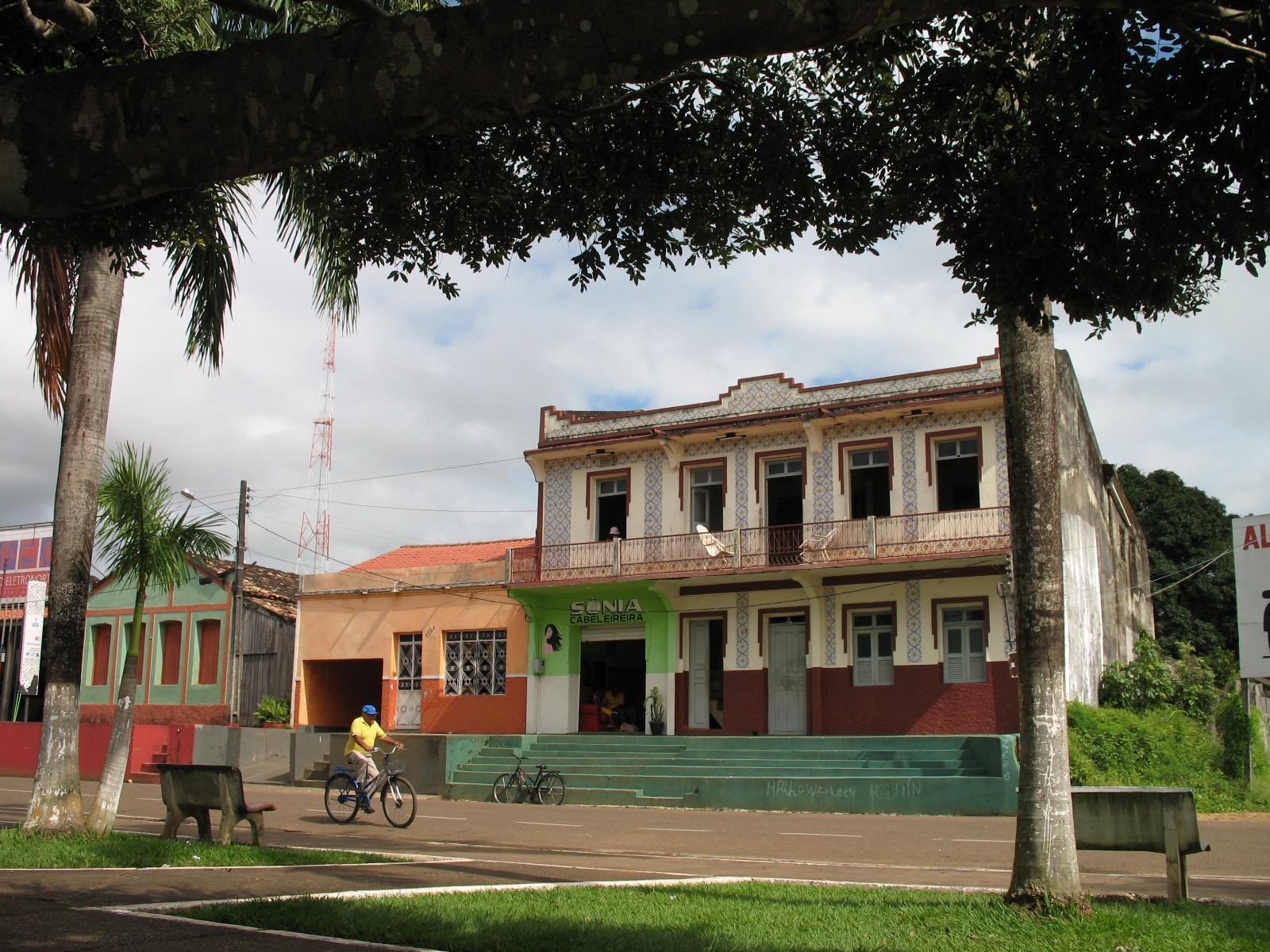 Altamira quiet before the start of the Encounter